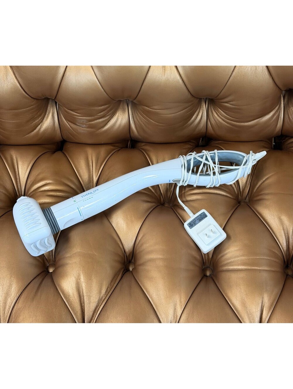 Brookstone Thera Spa Massager Turbo Speed White/Grey w/Charger